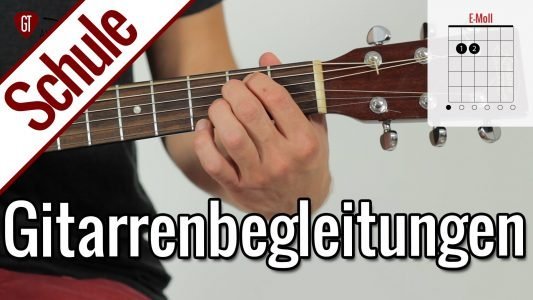 Gitarre lernen – Vierte Gitarrenstunde: Die ersten Begleitungen | Gitarrenschule